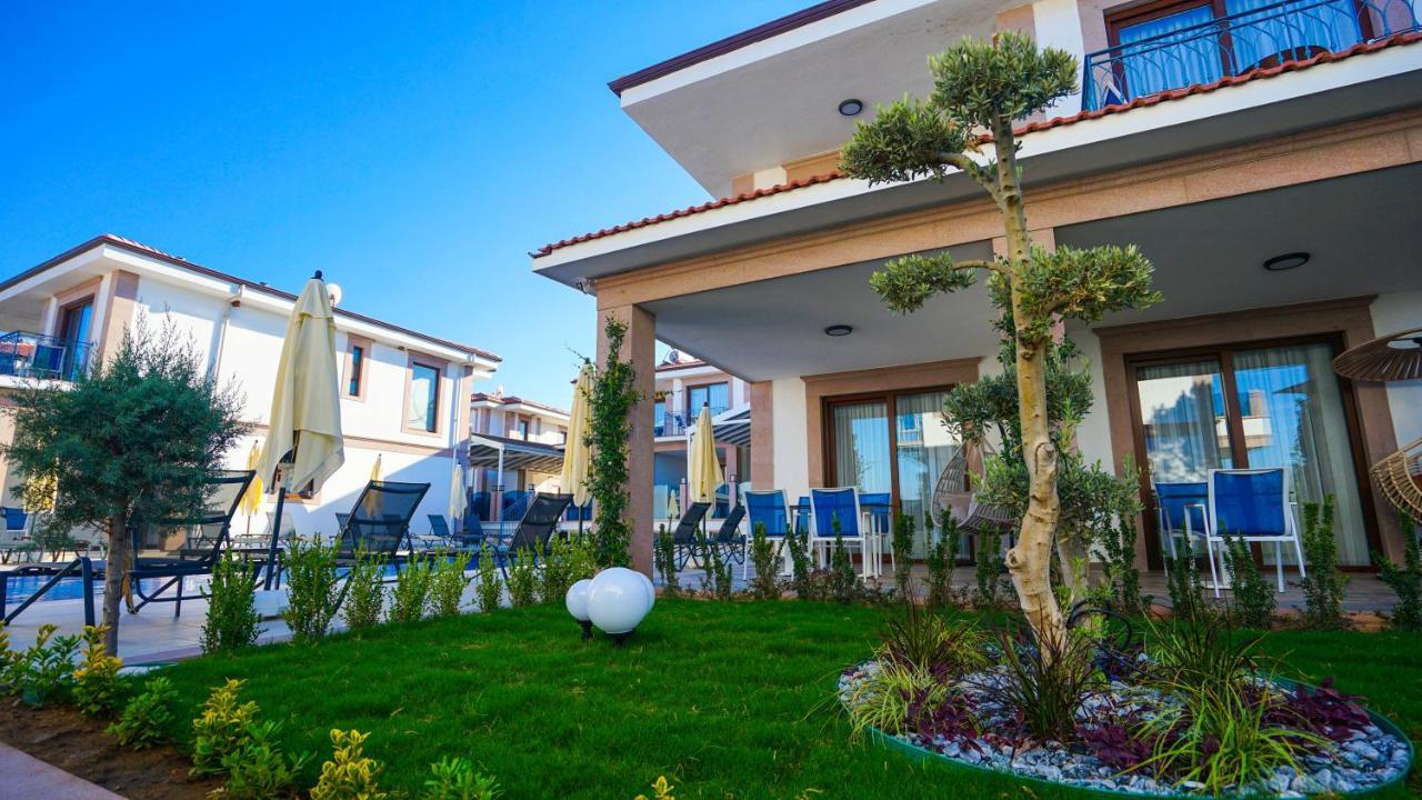 Rota Seaside Otel Cunda Exteriör bild