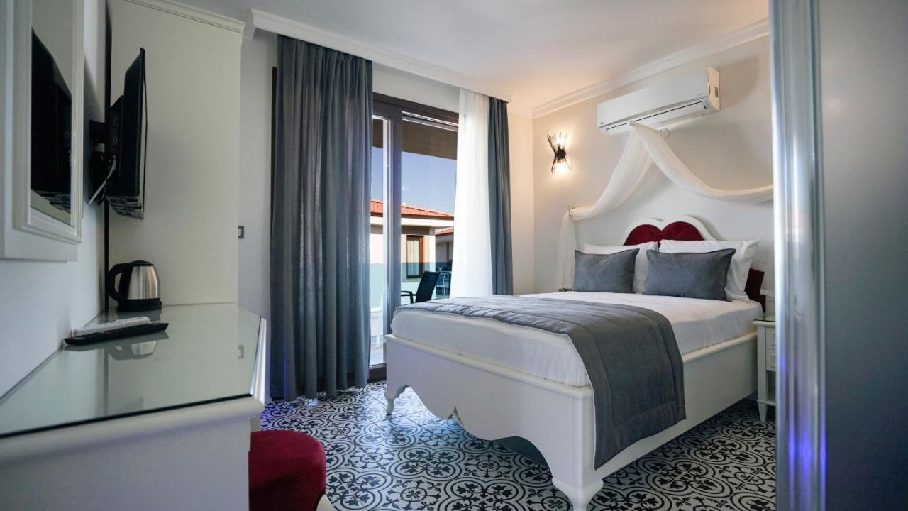 Rota Seaside Otel Cunda Exteriör bild